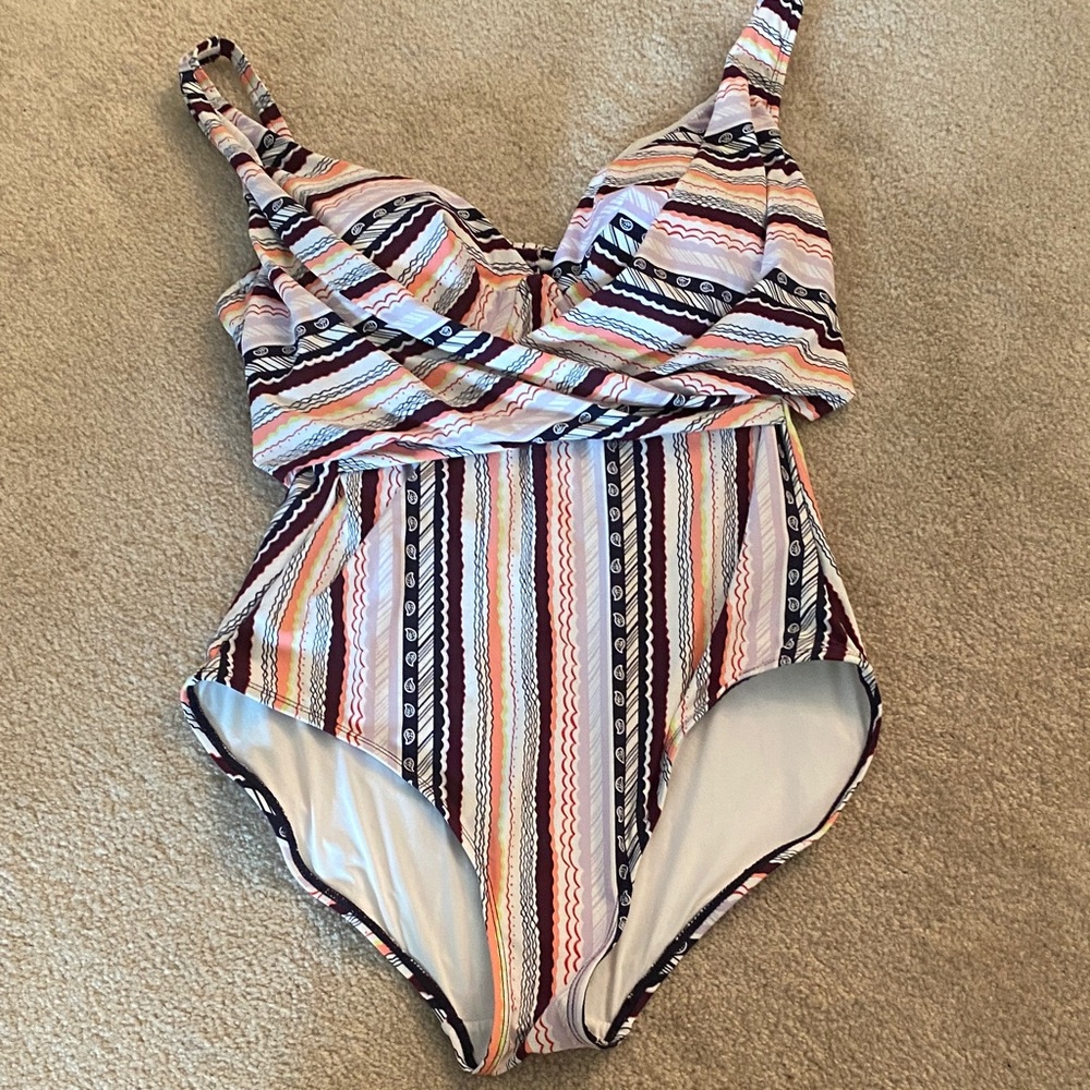 Anne Cole size 12 one piece swimsuit